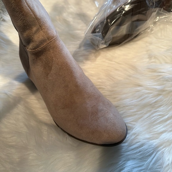 Dr. Scholls Sz 7.5 putty tall shaft comfort boot NWT - Picture 6 of 12